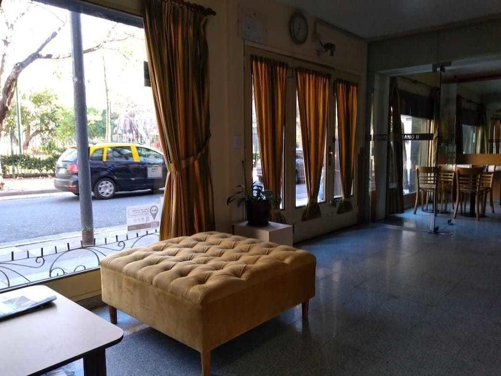 Hotel Aldeano 2 2*